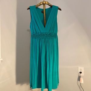 Laundry by Shelli Segal green dress